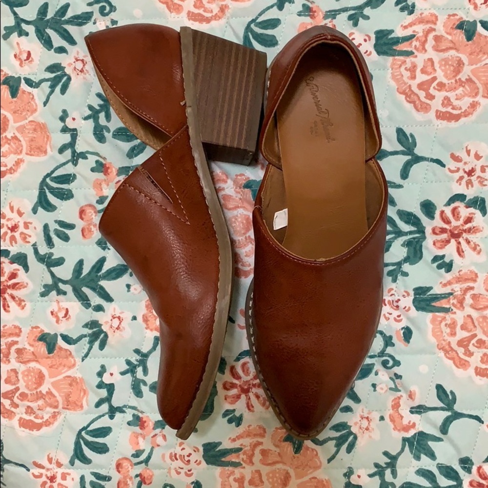 Block Heel Bootie - Picture 4 of 7